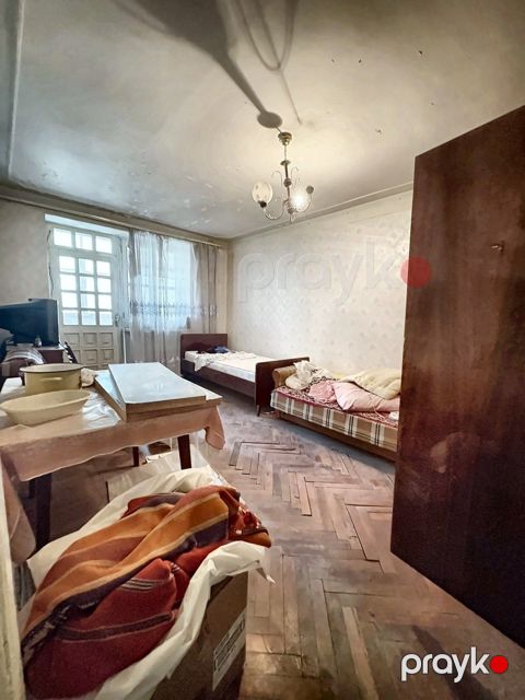 Satılır 1 otaqlı köhnə tikili 30 m² — Bakı