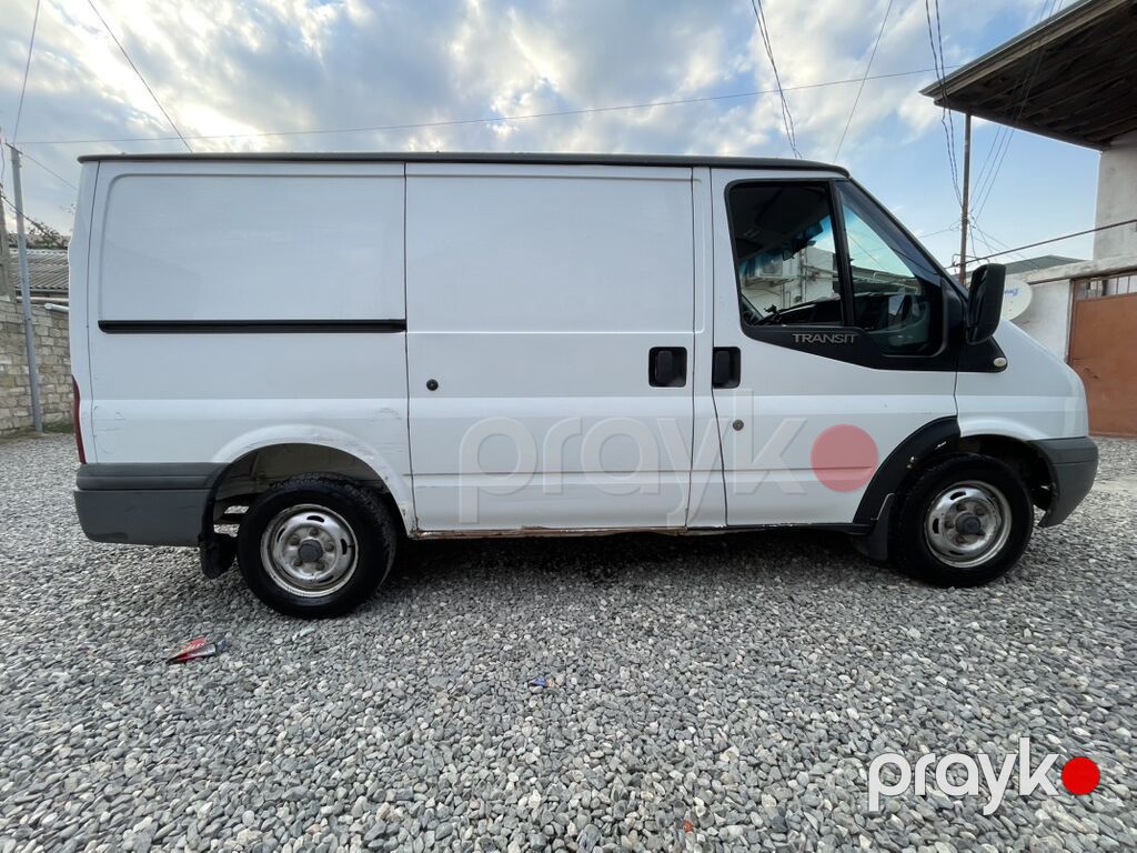 Ford Transit yük Xüsusiyyətlər: - Kuzov: qısa baza, aşağı tavanlı, 3 — Avtomobillər, Digah (3)