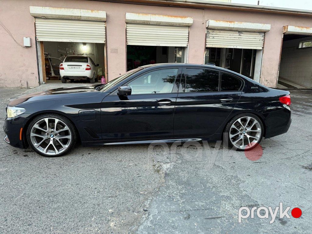 BMW 530e, 2.0 L, 12 kWh, 2017 il, 191 000 km — Avtomobillər, Bakı (8)