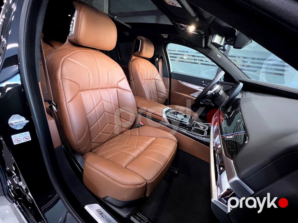 BMW 750e, 3.0 L, 17.6 kWh, 2024 il, 32 000 km — Avtomobillər, Bakı (11)