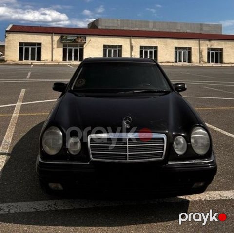 Mercedes E 230, 2.3 L, 1996 il, 268 400 km — Bakı