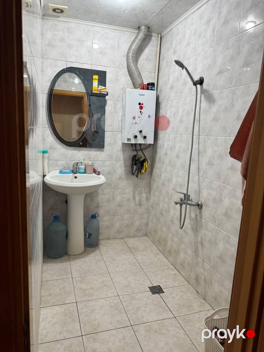 Satılır 2 otaqlı köhnə tikili 60 m² — Mənzil, Bakı (12)