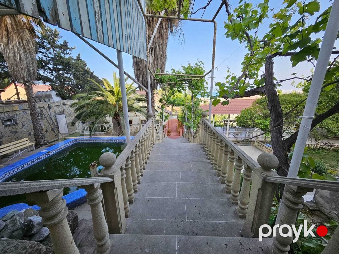 Satılır 5 otaqlı həyət evi/bağ evi 200 m² — Ev, villa, Bakı (2)