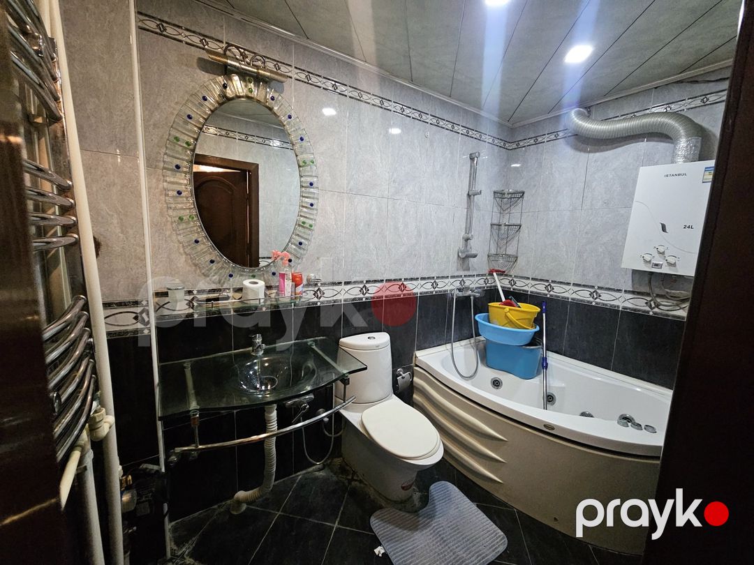 Satılır 2 otaqlı köhnə tikili 70 m² — Mənzil, Bakı (12)