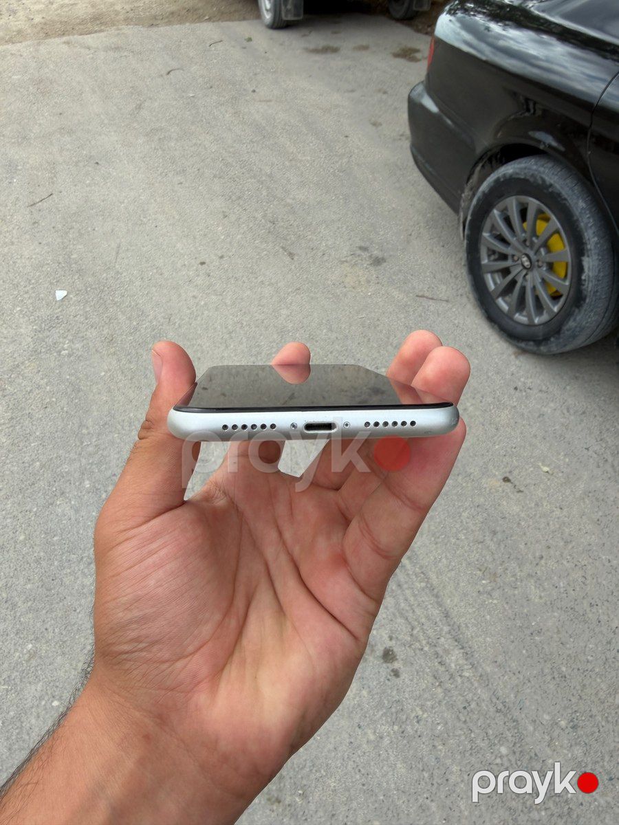 Apple iPhone 11 White 64GB/4GB — Smartfonlar, Bakı (4)