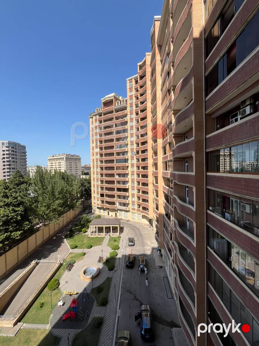 Satılır 3 otaqlı yeni tikili 130 m² — Mənzil, Bakı (2)