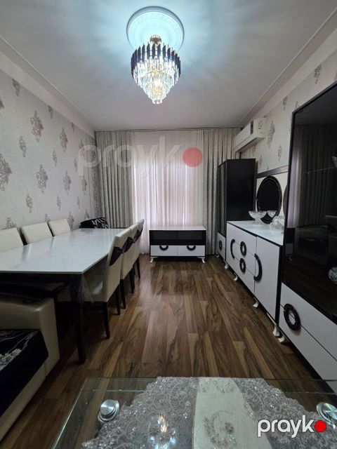 4-otaqlı mənzil, Yeni Yasamal r., 110 m² — Bakı