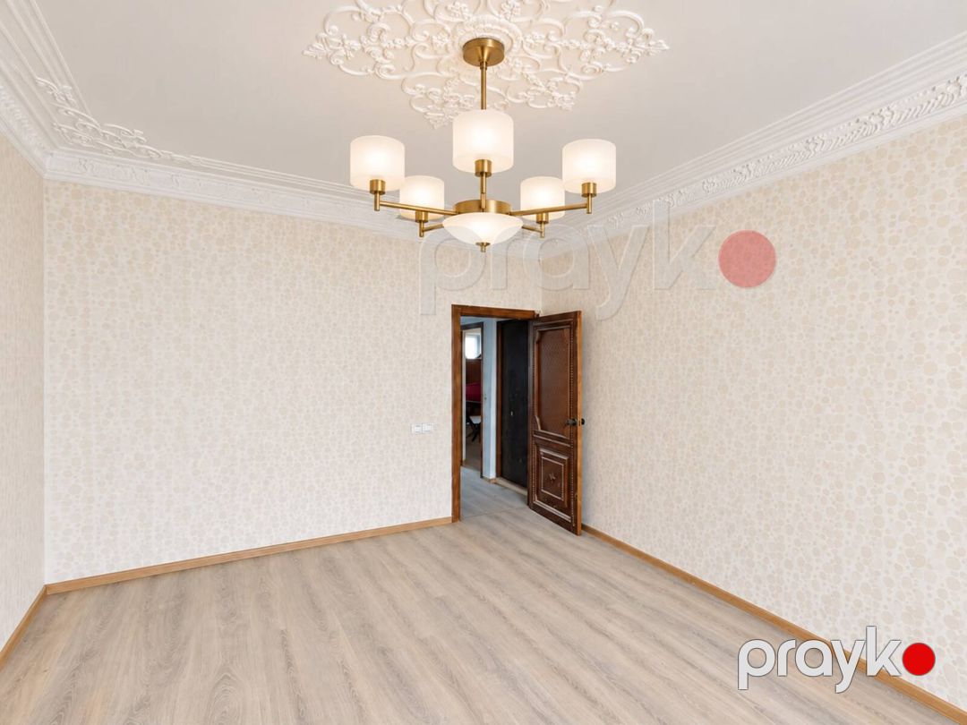 Satılır 2 otaqlı köhnə tikili 66 m² — Mənzil, Bakı (2)