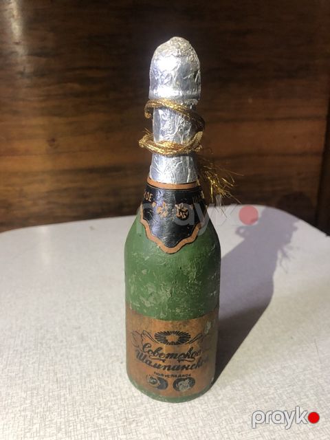 Vintaj şam "Sovet şampanı" — Bakı