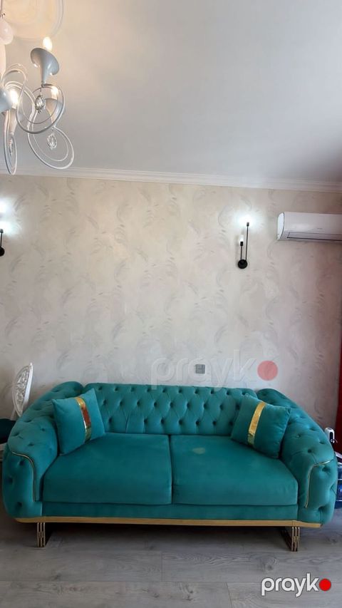 Divan 250azn. Divan açılır. ünvan Günəşli (7575) aml E — Bakı