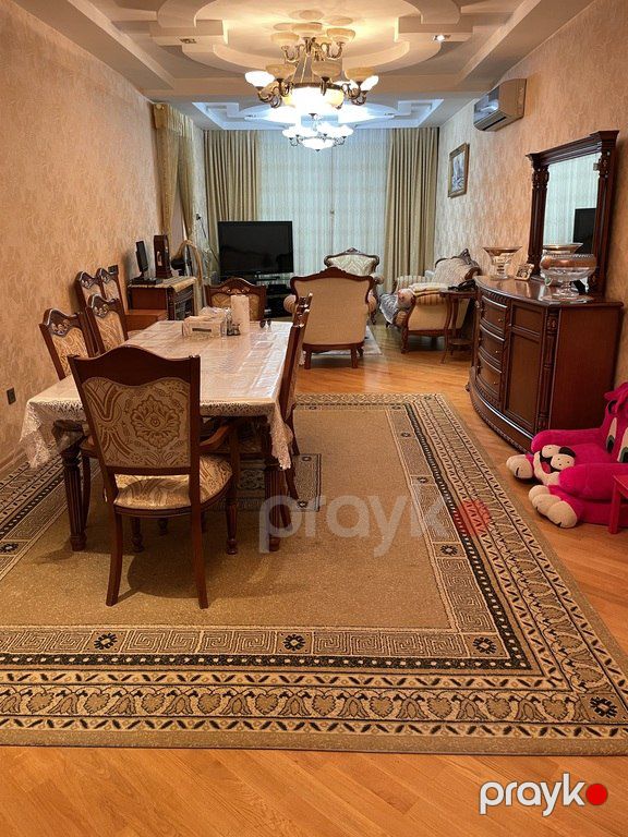 Satılır 18 otaqlı həyət evi/bağ evi 700 m² — Ev, villa, Bakı (11)