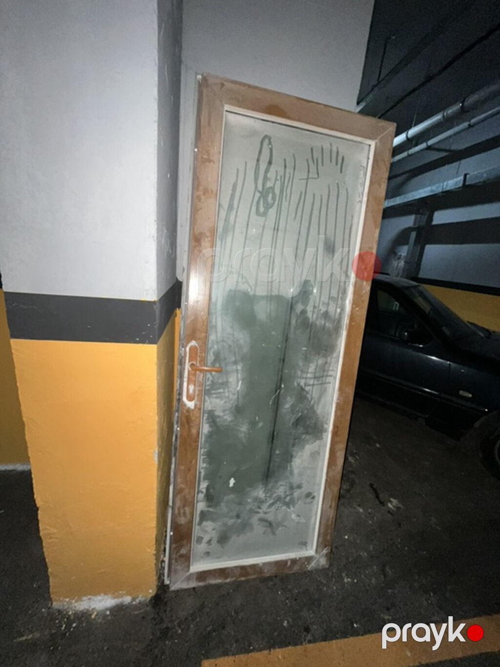 Şüşəli qapı - Material: Alüminium/metal karkas, tam şüşə panel — Pəncərələr, qapılar, balkonlar, Digah (2)