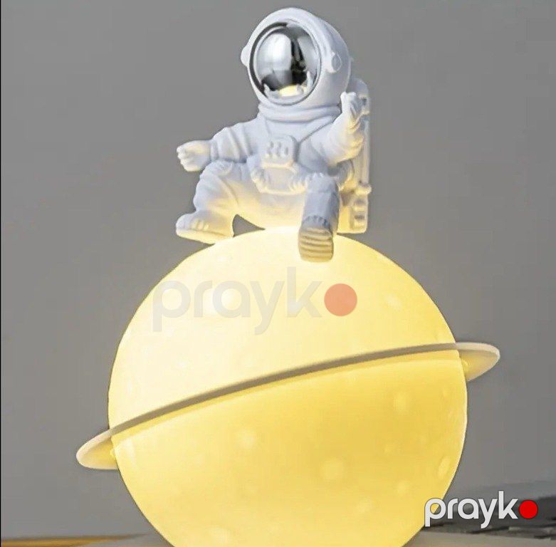 Lampa "Astronavt On Moon" — İşıqlandırma, Bakı (3)