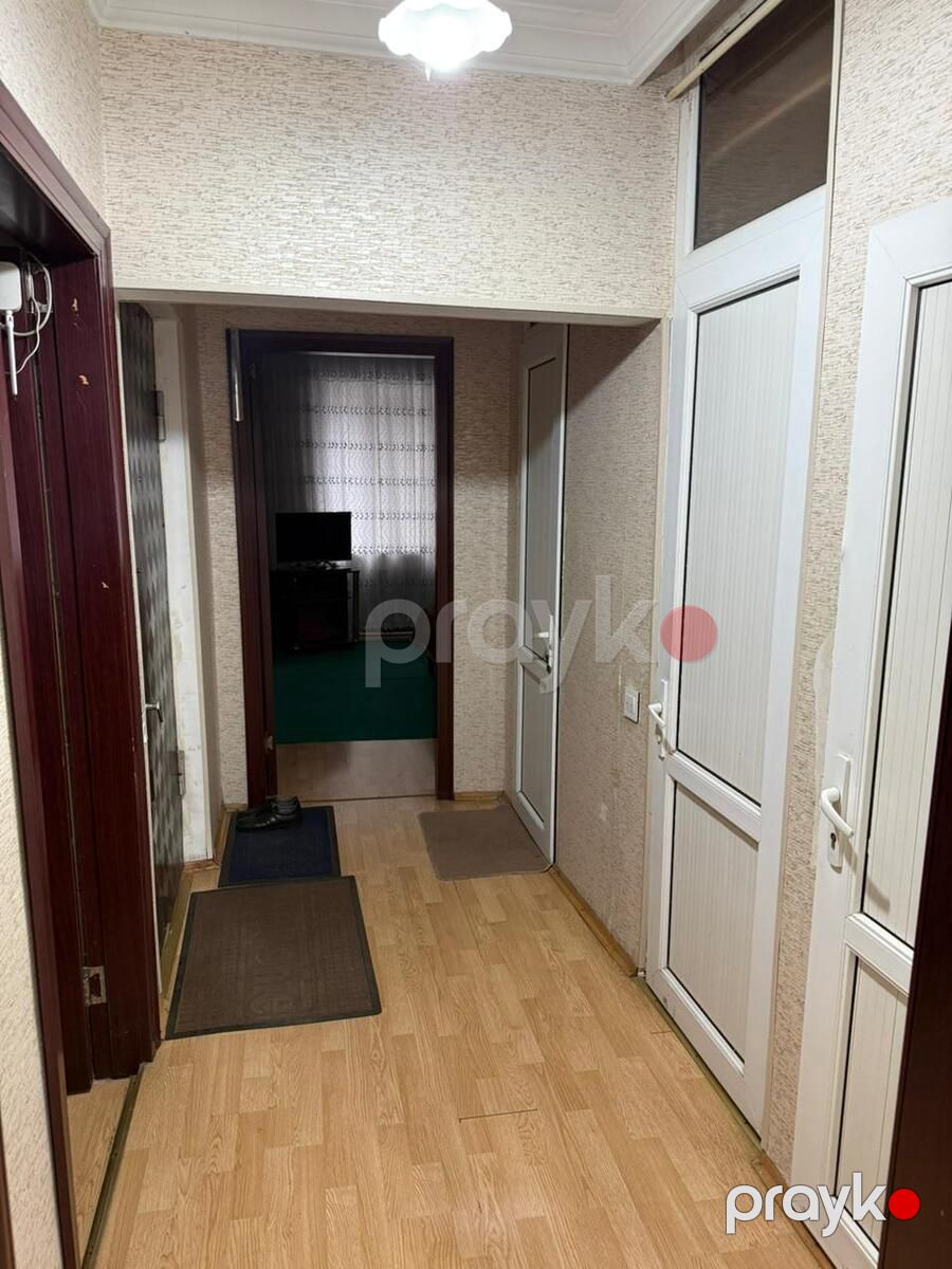 Satılır 2 otaqlı köhnə tikili 55 m² — Mənzil, Bakı (8)