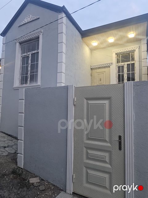 Satılır 2 otaqlı həyət evi/bağ evi 65 m² — Bakı