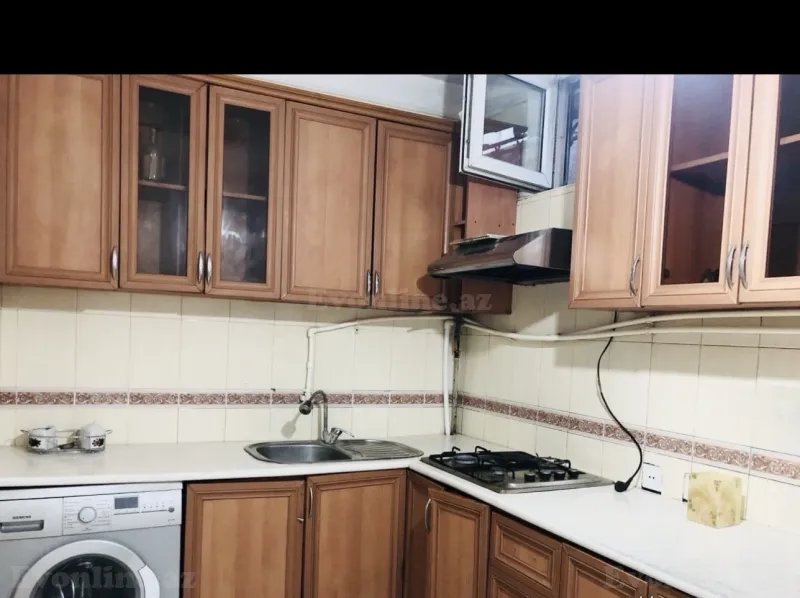 Kirayə verilir 5 otaqlı Həyət evi 100 m² Bakı, Binəqədi r., Azadlıq prospekti m., M.Ə.Rəsulzadə — Bakı