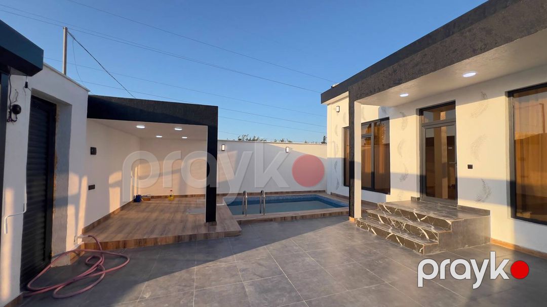 Satılır 4 otaqlı həyət evi/bağ evi 140 m² — Ev, villa, Bakı (2)