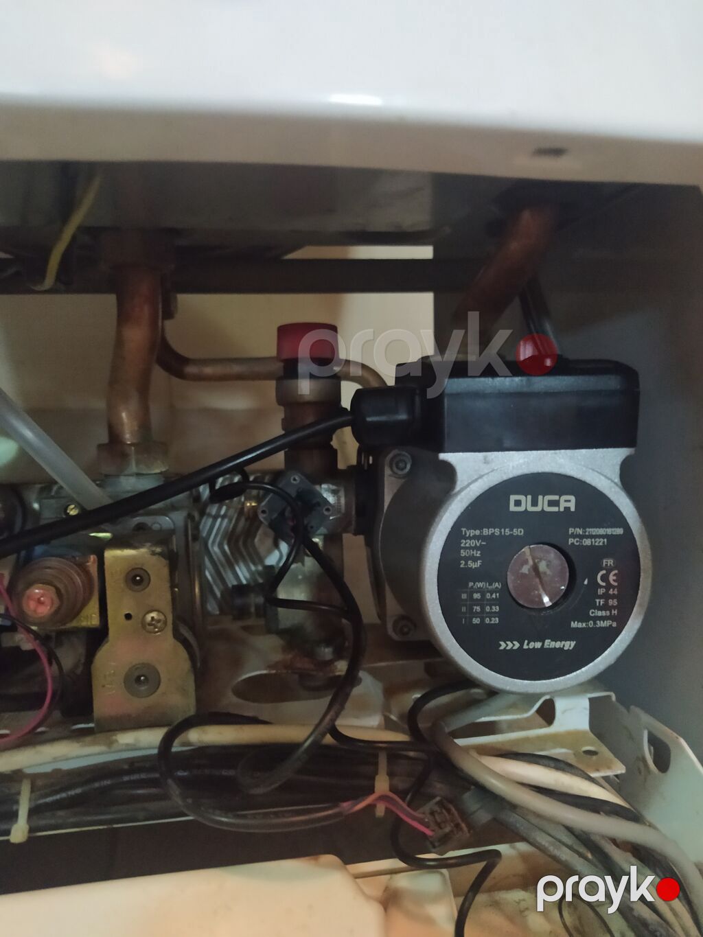 Kombi Elektroliz 24. Hissələrin əksəriyyəti yeni dəyişilib. İsti su — Kombilər, Bakı (4)
