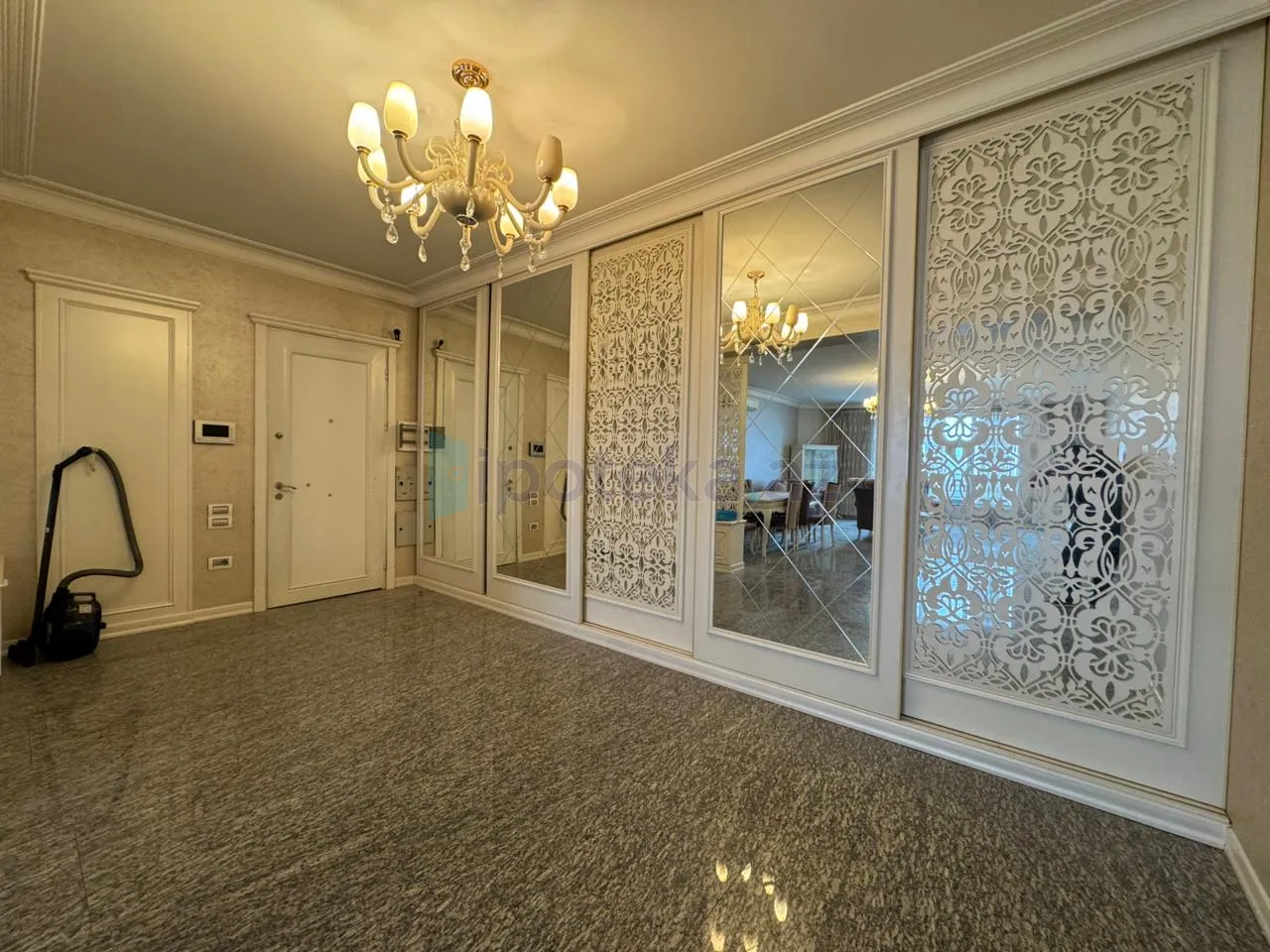 Satılır: 3 Otaq, Yeni tikili, Yasamal r., 171.00 m² — Mənzil, Bakı (10)