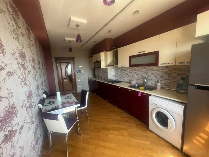 Kirayə verilir 3 otaqlı Mənzil Yeni tikili 99 m² Bakı, Xətai r., Həzi Aslanov m., Həzi Aslanov — Bakı