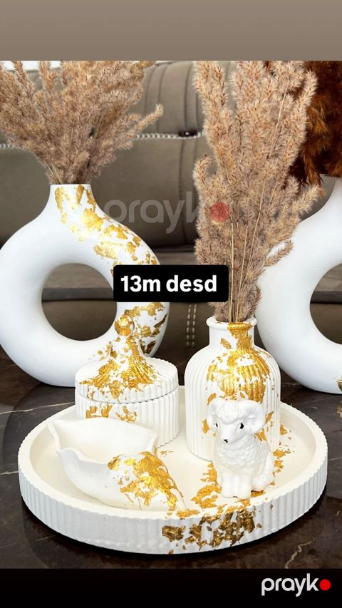 Dekorativ keramik dəst – “13m desd” yazısı şəkildə göstərilib — Bakı