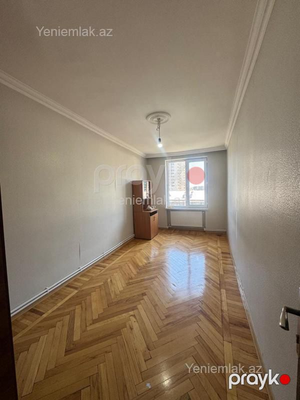 Satılır 3 otaqlı Bina evi menzil (Köhnə tikili), 70 m², Yasamal rayonu — Mənzil, Bakı (6)