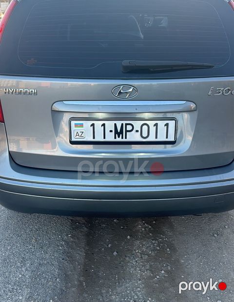 Avtomobil qeydiyyat nişanı - 11-MP-011 — Bakı