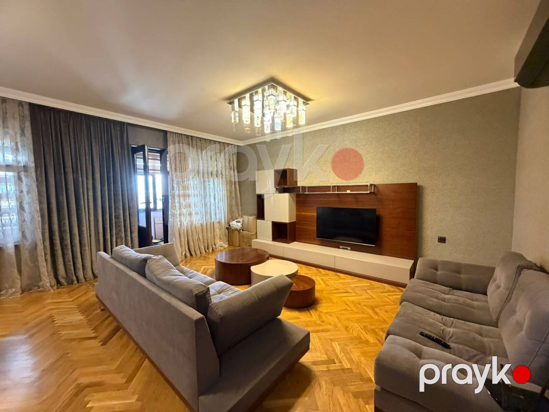 Satılır 4 otaqlı köhnə tikili 90 m² — Mənzil, Bakı (9)
