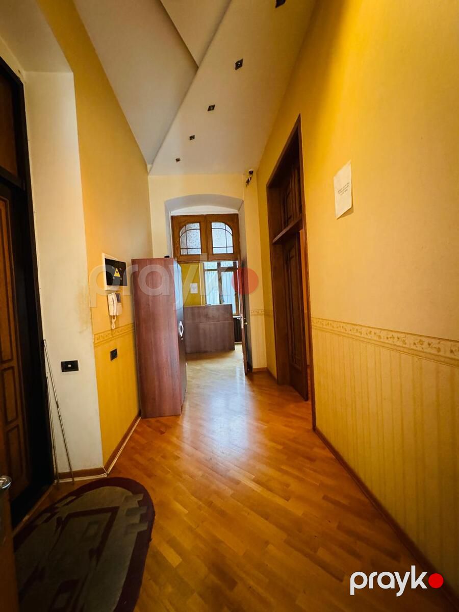 Satılır 7 otaqlı köhnə tikili 450 m² — Mənzil, Bakı (4)