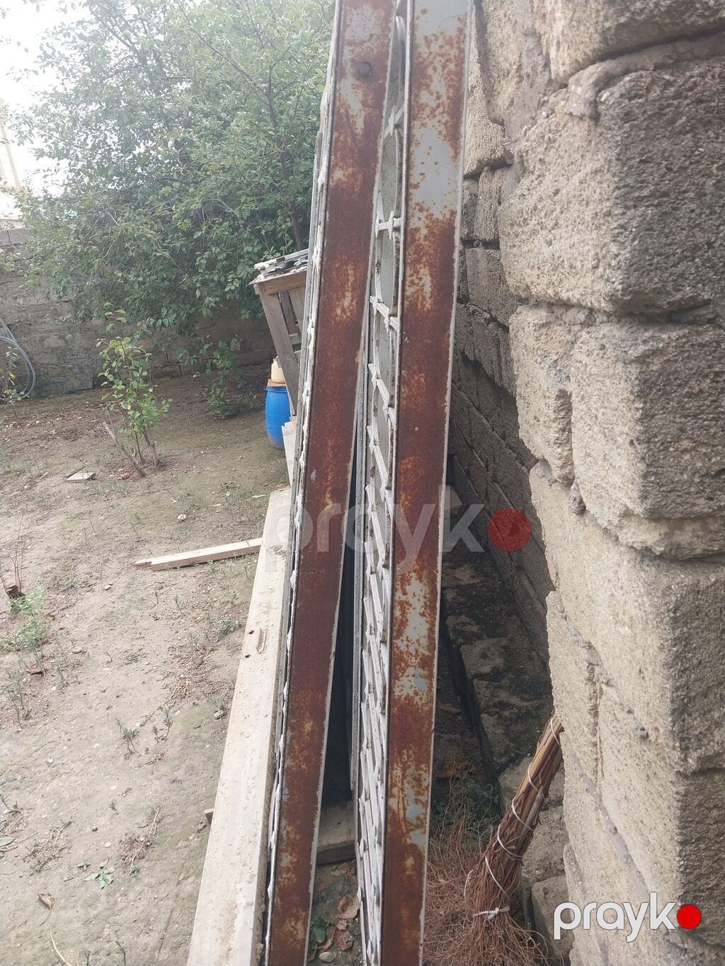 Metal darvaza dəsti - Material: qalın metal vərəqlər və möhkəm metal — Pəncərələr, qapılar, balkonlar, Novxanı (2)