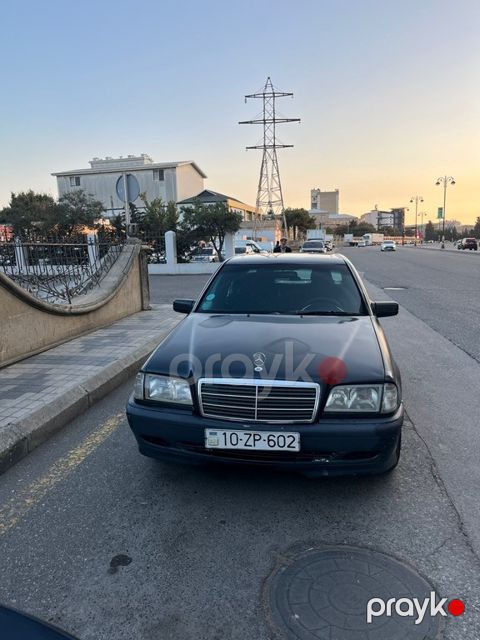 Mercedes C 180, 1.8 L, 1997 il, 282 123 km — Bakı