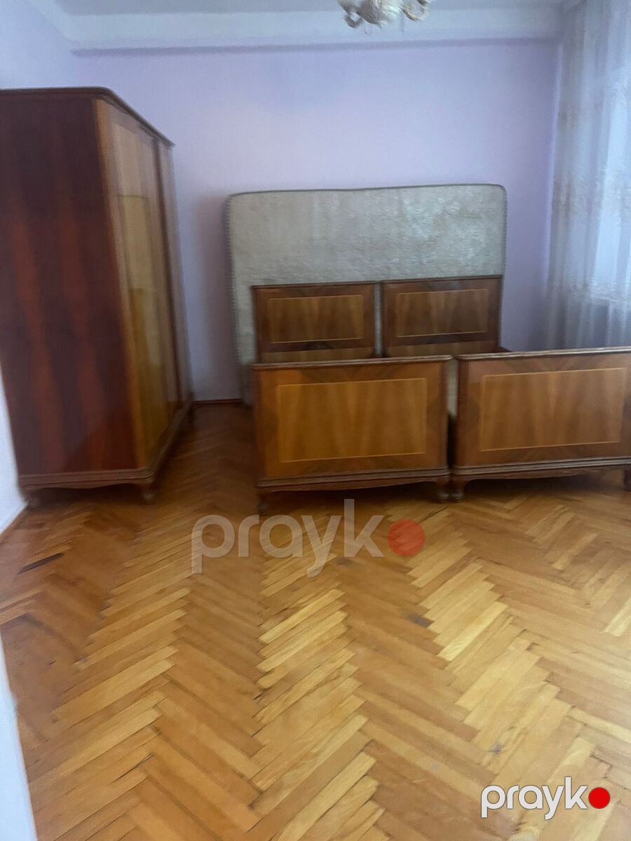 Satılır 2 otaqlı köhnə tikili 59 m² — Mənzil, Bakı (3)