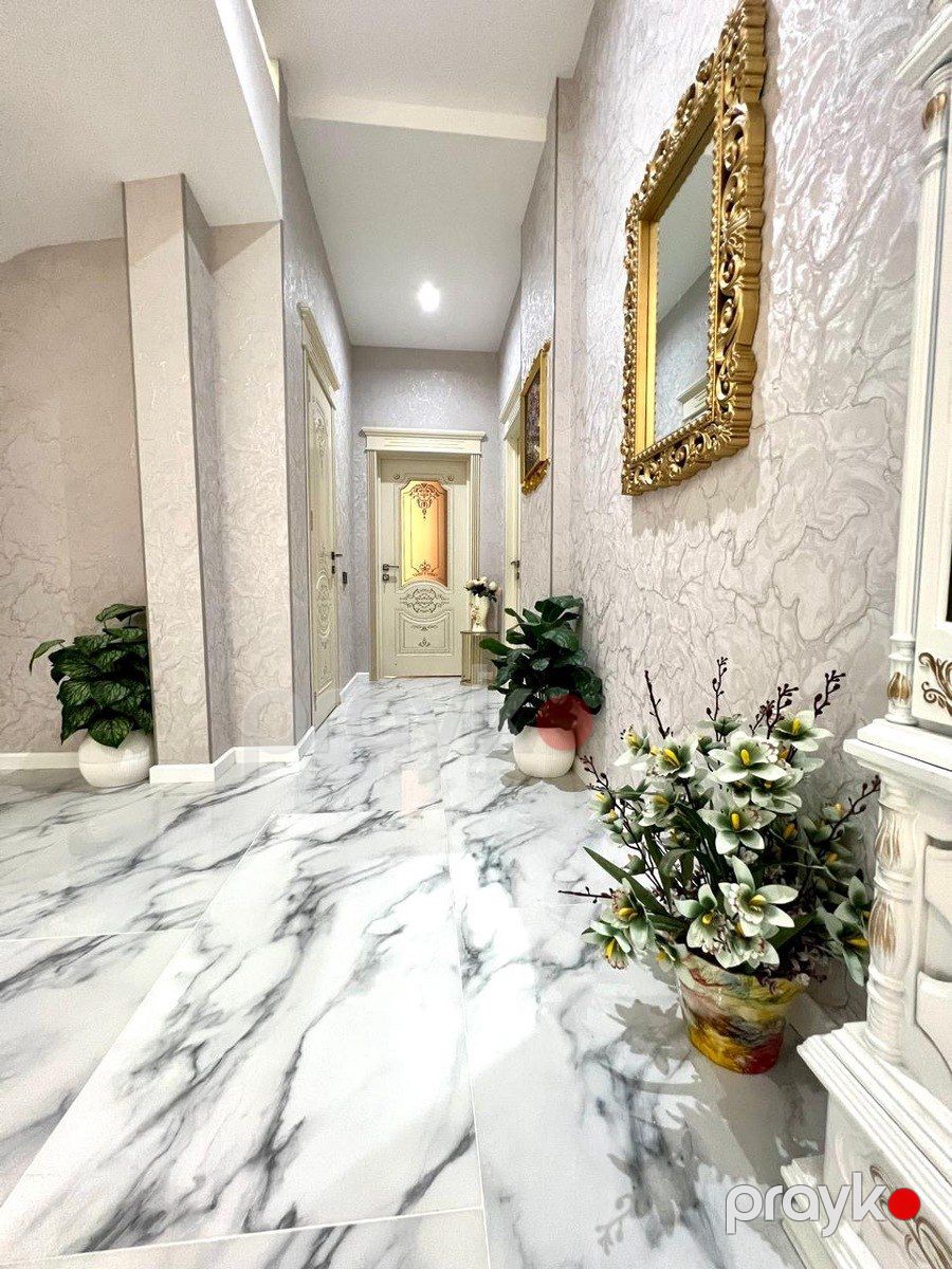 Satılır 5 otaqlı yeni tikili 500 m² — Mənzil, Bakı (10)