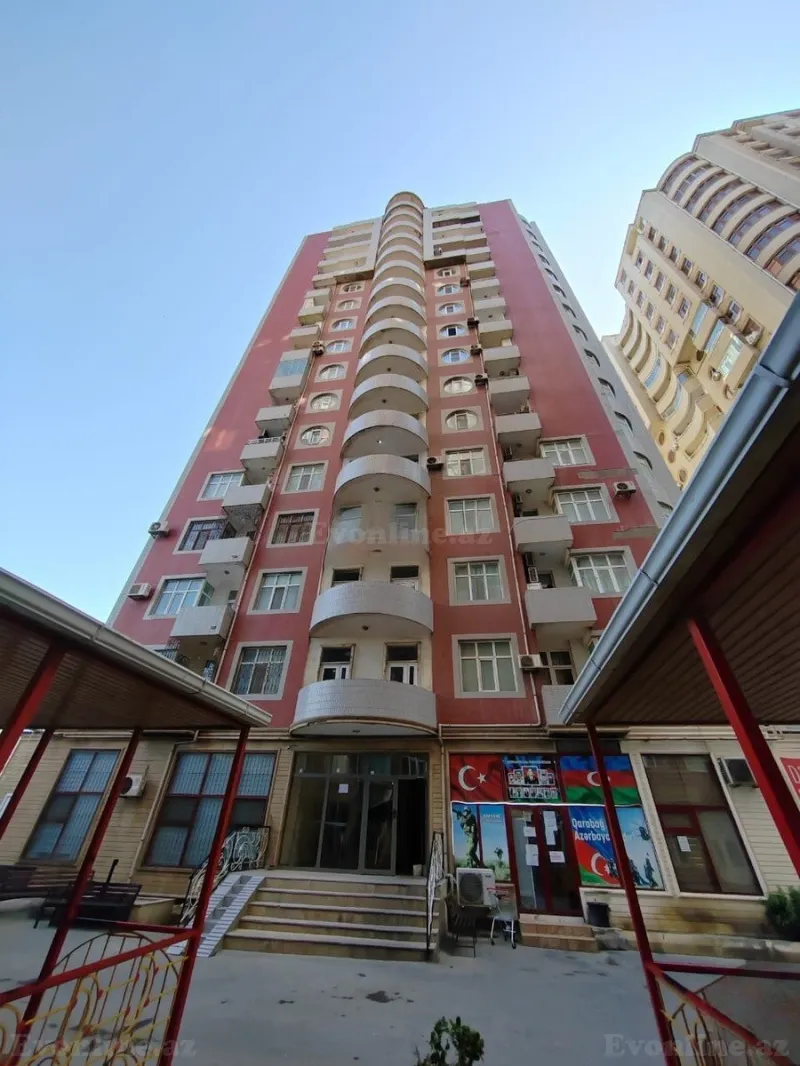Kirayə verilir 3 otaqlı Mənzil Yeni tikili 100 m² Bakı, Xətai r — Bakı