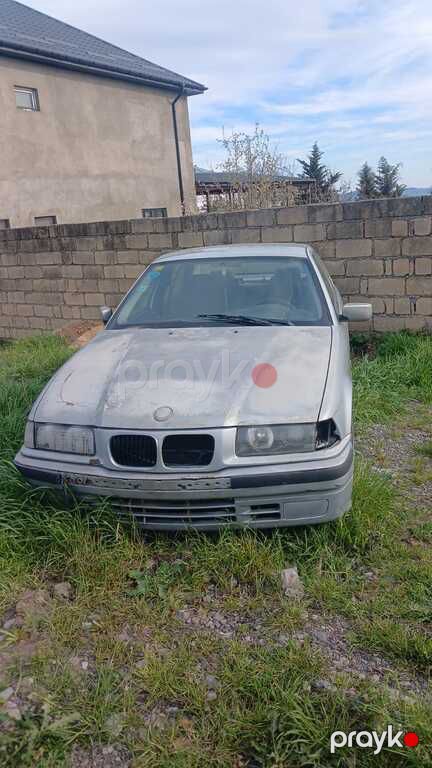 BMW 318, 1.8 L, 1997 il, 254 312 km — Qəbələ