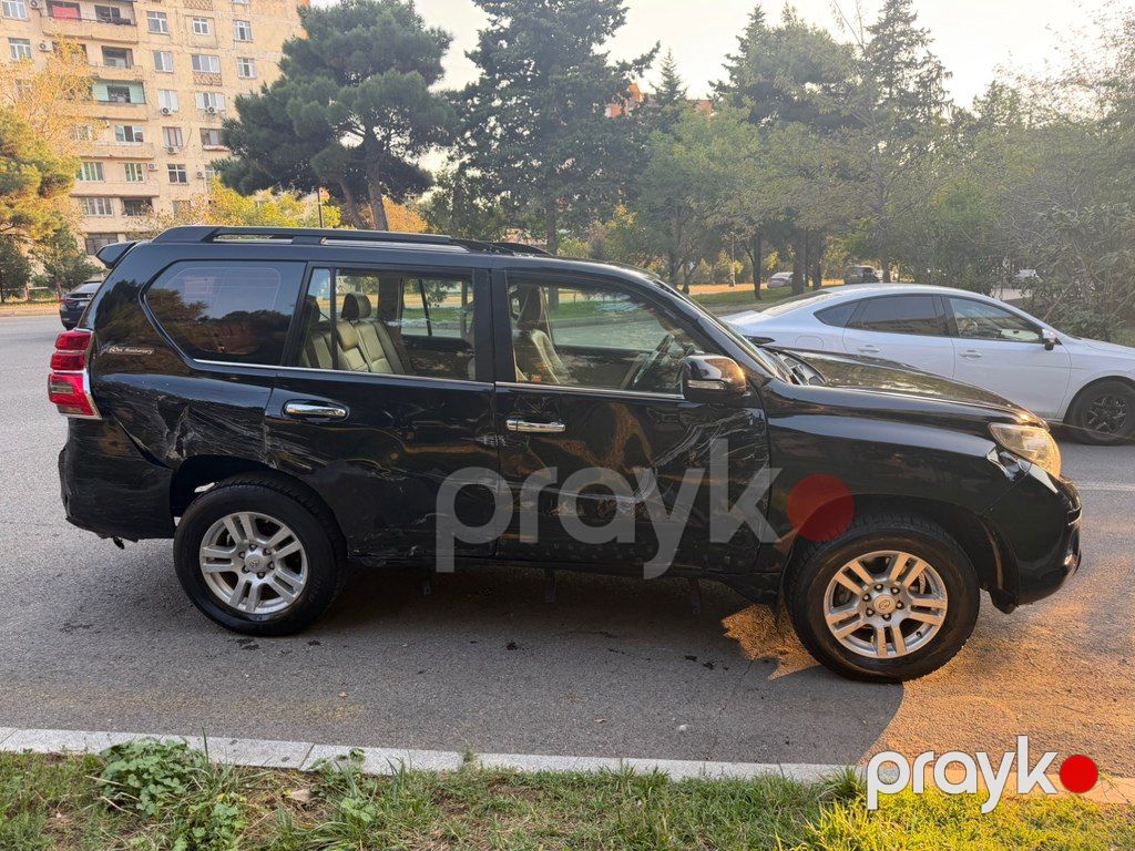 Toyota Land Cruiser Prado, 4.0 L, 2011 il, 123 500 km — Avtomobillər, Bakı (4)