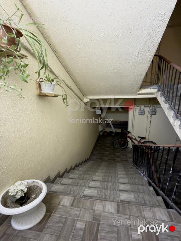 Satılır 1 otaqlı Bina evi menzil (Köhnə tikili), 42 m², Xətai rayonu — Mənzil, Bakı (9)