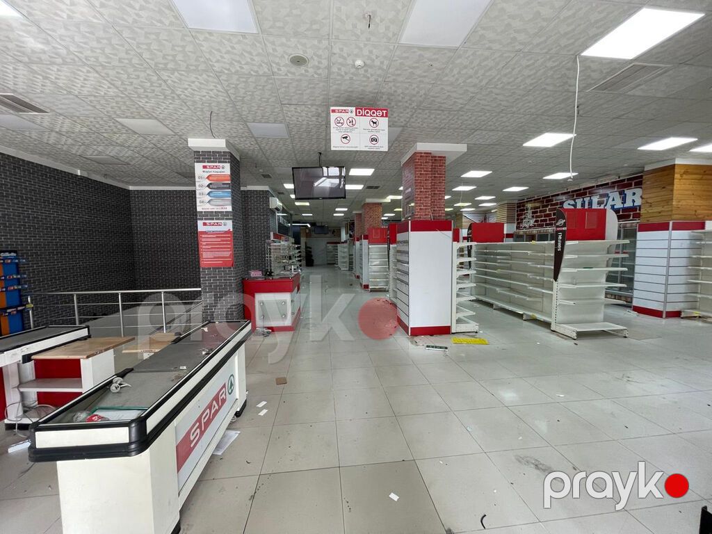 Nərimanov rayonunda gediş-gəlişli ərazidə içində əşyaları olan 760 — Əmlak, Bakı (2)