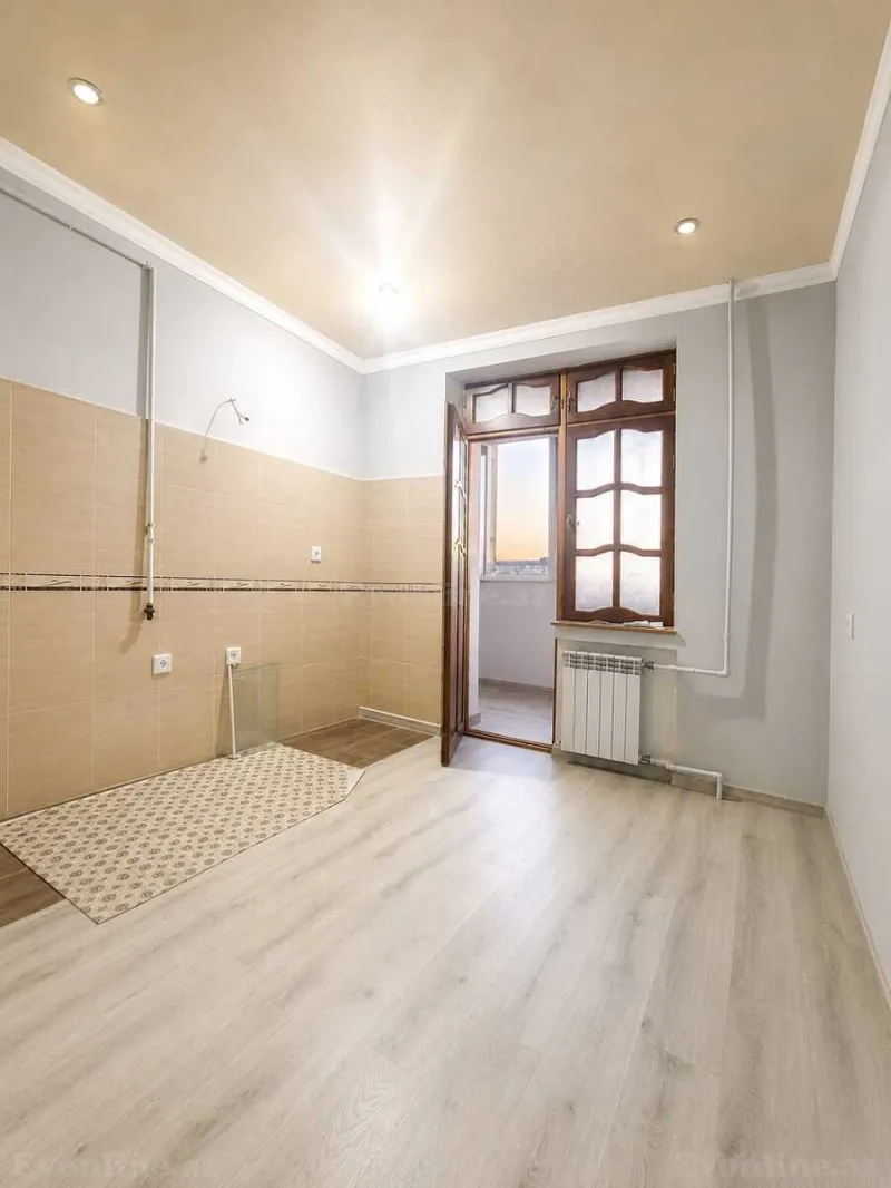 Satılır 3 otaqlı Mənzil Köhnə tikili 80 m² Bakı, Suraxanı r., Yeni Günəşli — Mənzil, Bakı (8)