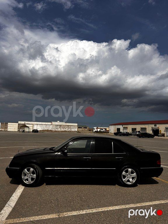 Mercedes E 230, 2.3 L, 1996 il, 268 400 km — Avtomobillər, Bakı (3)