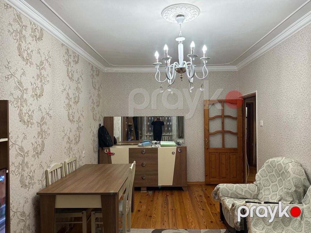Satılır 3 otaqlı köhnə tikili 75 m² — Mənzil, Bakı (2)