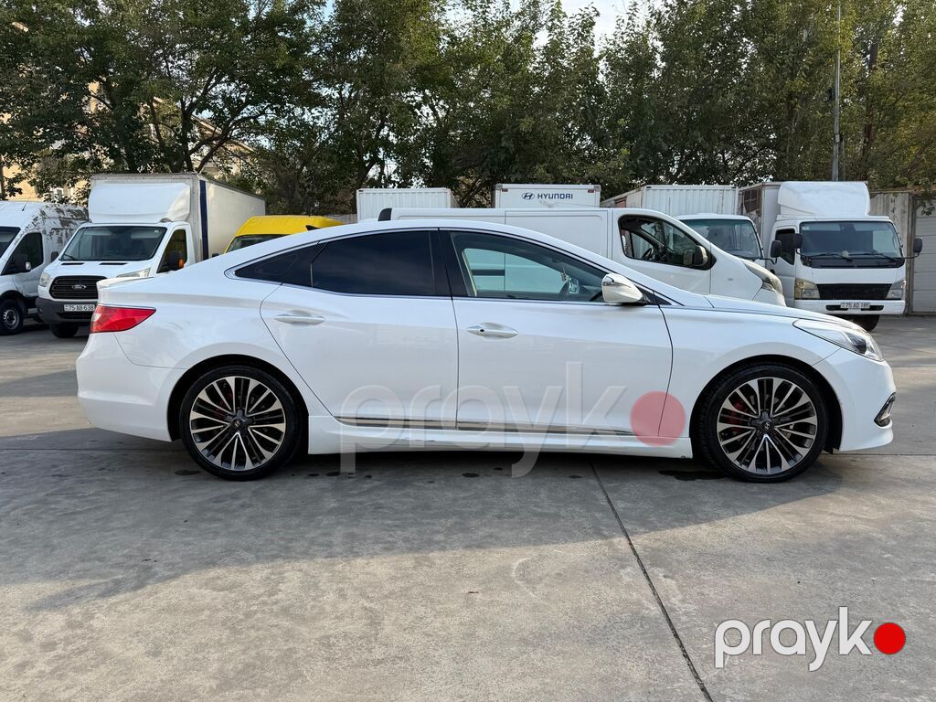 Hyundai Grandeur: 2.2 l 2016 il Sedan — Avtomobillər, Masazır (8)