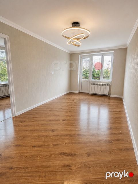 Satılır 2 otaqlı köhnə tikili 50 m² — Bakı