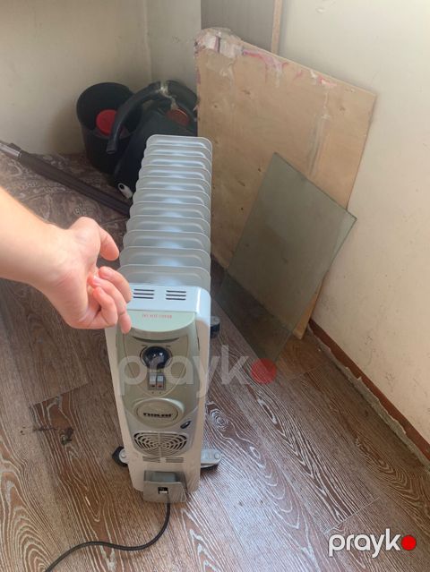 Nikea markalı 12 seksiyalı radiator satılır. 1il istifadə olunub — Bakı