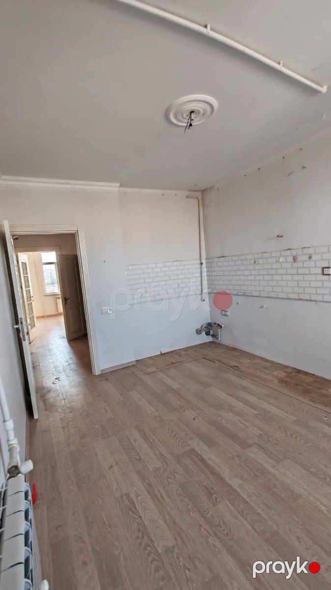 Satılır 2 otaqlı köhnə tikili 60 m² — Mənzil, Bakı (4)