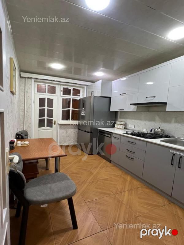 Satılır 2 otaqlı Bina evi menzil (Köhnə tikili), 70 m², Nərimanov rayonu — Mənzil, Bakı (8)