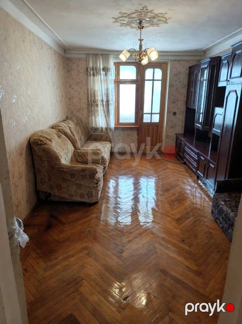 İcarəyə verilir 2 otaqlı köhnə tikili 60 m² — Bakı