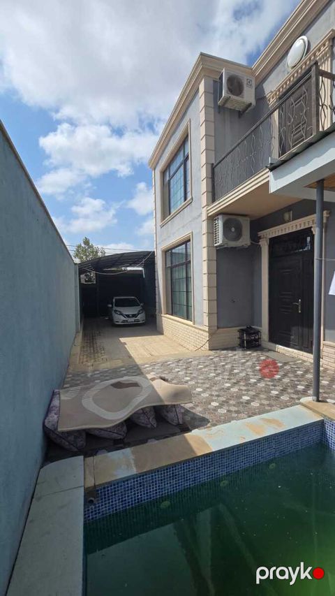 Satılır 5 otaqlı həyət evi/bağ evi 240 m² — Bakı