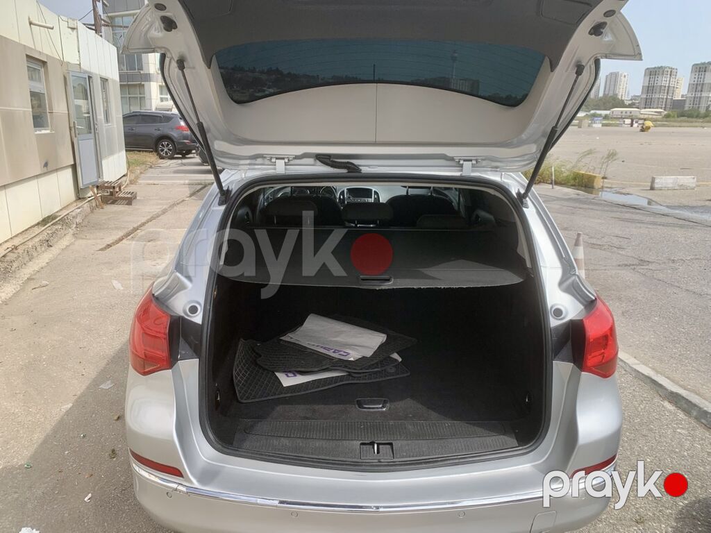 Opel Astra: 1.6 l 2014 il 211000 km Universal — Avtomobillər, Bakı (9)
