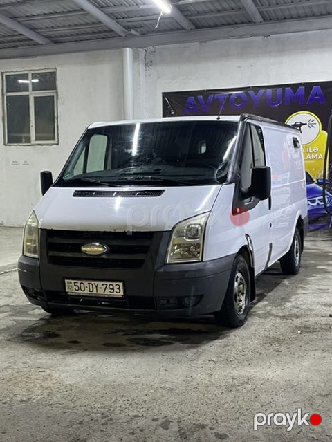 Ford Transit yük Xüsusiyyətlər: - Kuzov: qısa baza, aşağı tavanlı, 3 — Digah